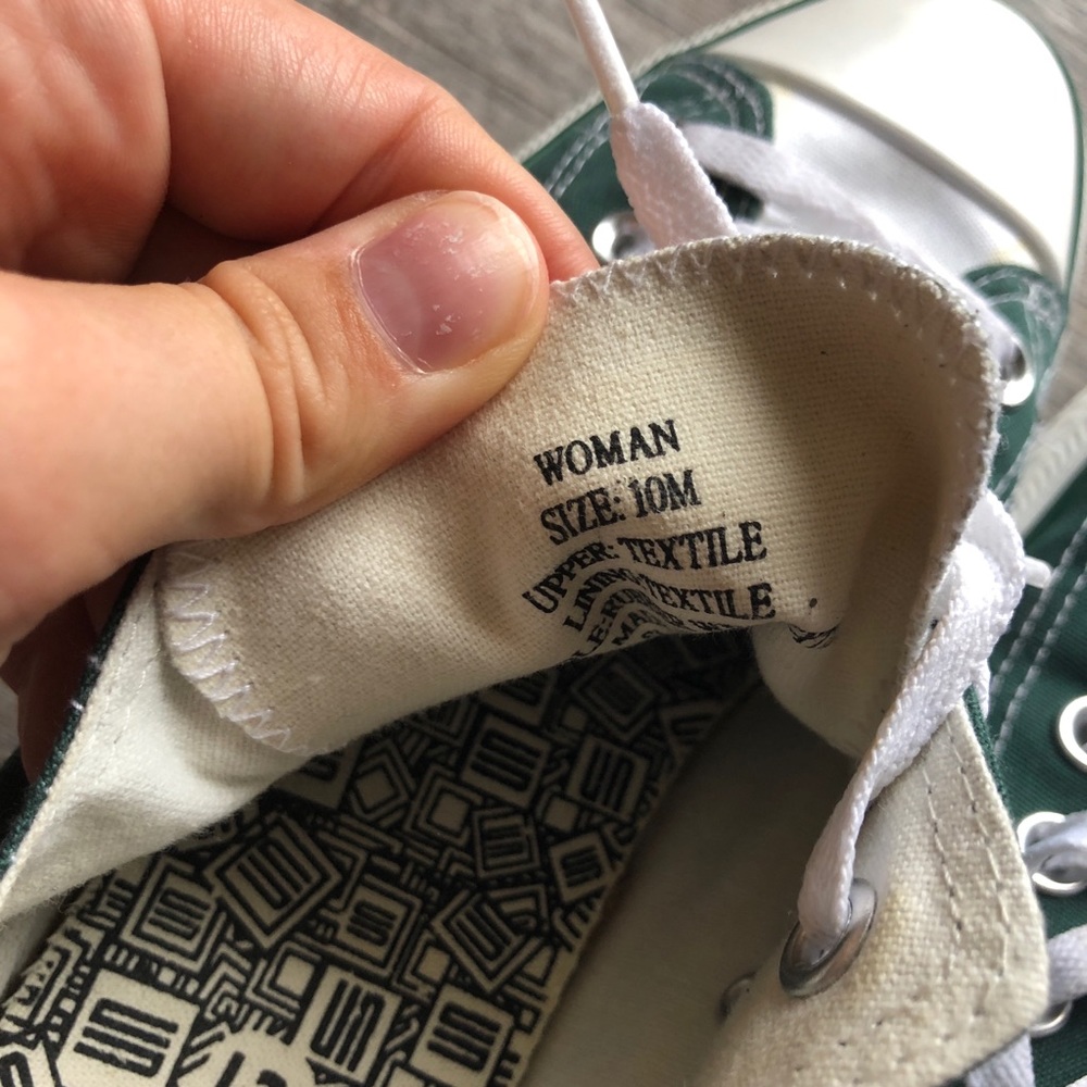 Michigan state low top converse style shoes - Picture 5 of 7